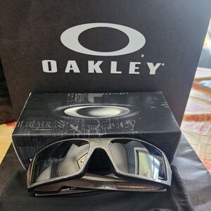 SOLD Oakley Mens Gascan Prizm Daily Polarized sunglasses